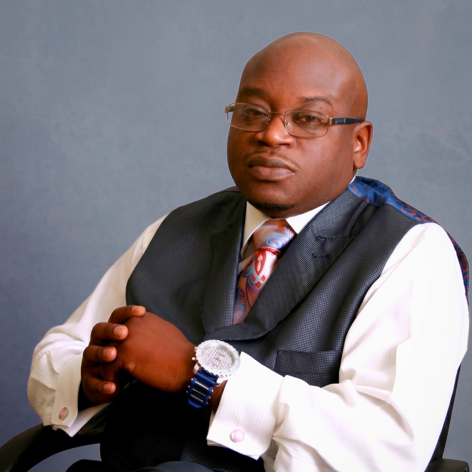 Minister Thomas Lindsey